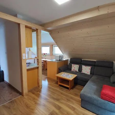 Apartmaji Mojca *