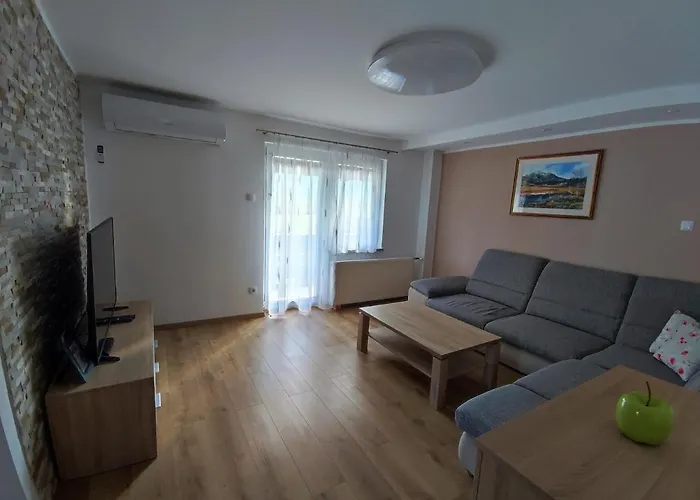 Apartmaji Mojca *